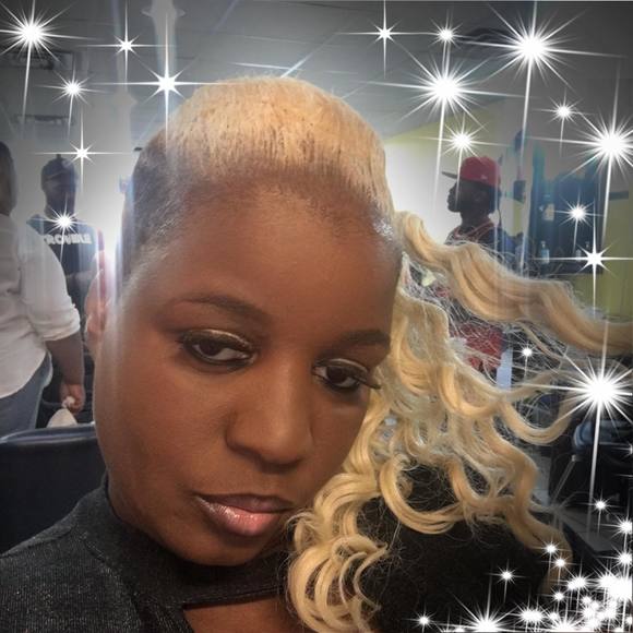 Meet your Posher, Barbara - Picture 1 of 1